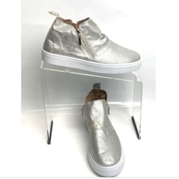 Makers Womens/Girls Sneakers High Top Textured Zipper Shoes Med Size 6 - Picture 1 of 3